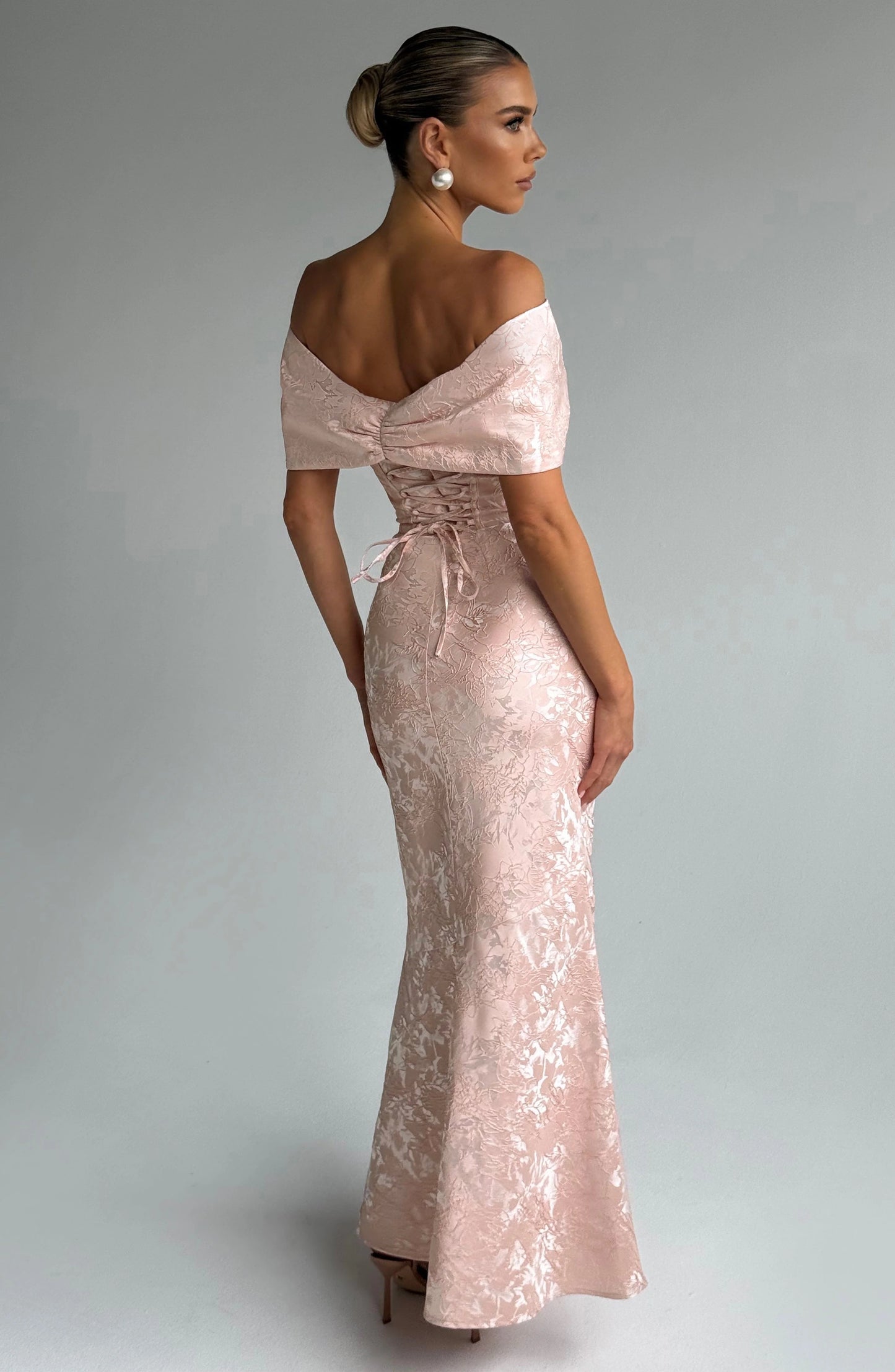 Livette - Bow strapless Maxi Dress